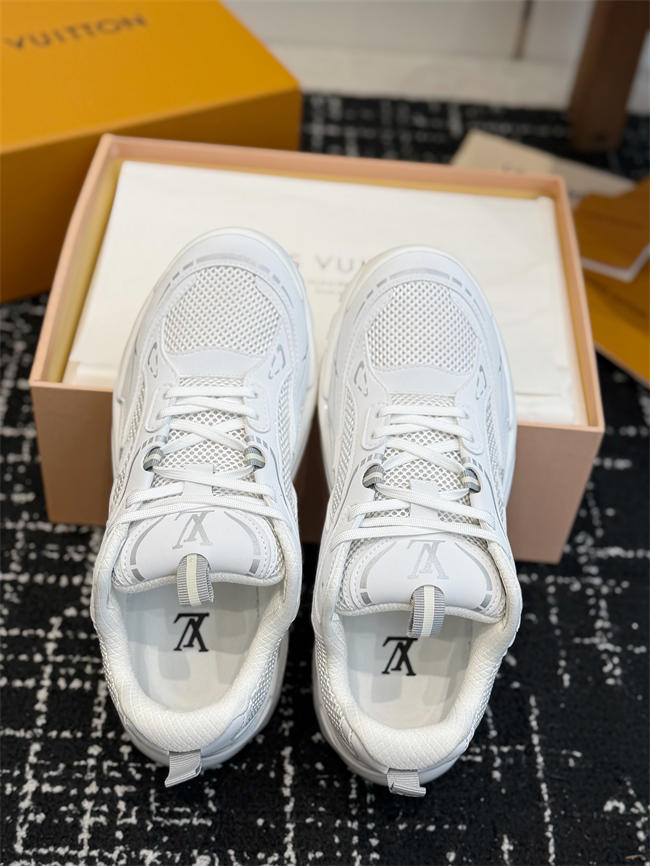 LV Tatic Runner